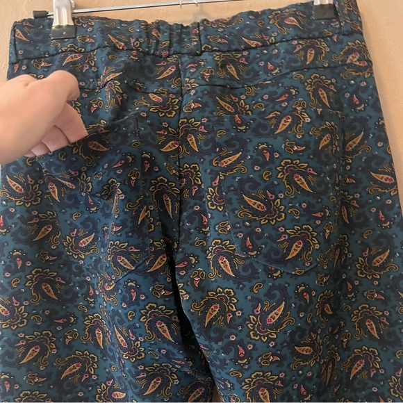 🎉rare🎉 Zara green paisley print rolled hem straight leg trouser pants - Picture 10 of 13